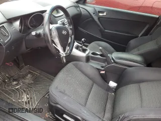 2010 Hyundai Genesis Coupe Premium with VIN KMHHT6KD1AU021037, listed as a Copart auction lot 80195994 with 174,463 mi miles and Salvage title. Bid and sale history available at DreamBid. Image 7.