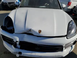 2023 Porsche Cayenne S z VIN WP1AB2AY4PDA14760, wystawiony jako Copart lot #44556414 z przebiegiem 5 886 mil mil oraz . Historia ofert i sprzedaży dostępna na DreamBid. Obrazek 12.