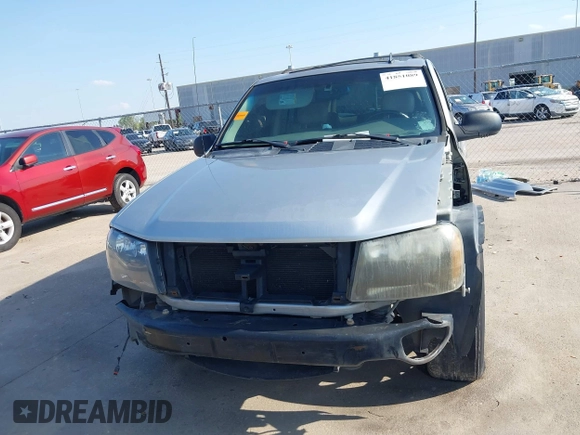 2007 Chevrolet TrailBlazer LS with VIN 1GNDS13S972108556, listed as a IAAI auction lot 41851089 with 225,235 mi miles and . Bid and sale history available at DreamBid. Image 13.