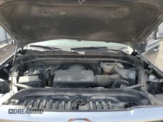 2021 GMC Sierra 1500 SLT z VIN 1GTU9DEDXMZ378886, wystawiony jako Copart lot #47947725 z przebiegiem 56 221 mil mil oraz Szkoda całkowita • Salvage title. Historia ofert i sprzedaży dostępna na DreamBid. Obrazek 11.