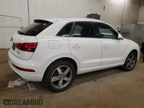 2015 Audi Q3 Premium Plus with VIN WA1EFCFS9FR006974, listed as a Copart auction lot 60036635 with 117,961 mi miles and Clean title. Bid and sale history available at DreamBid. Image 3.