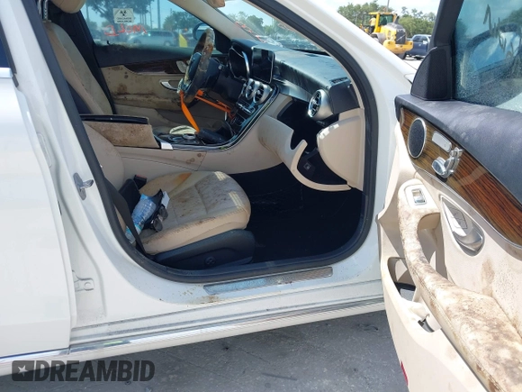 2019 Mercedes-Benz C 300 with VIN 55SWF8DB5KU311106, listed as a IAAI auction lot 42022680 with Not provided miles and . Bid and sale history available at DreamBid. Image 5.