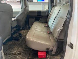 2019 Ford F-350 Platinum с VIN 1FT7W3BTXKED68083, выставлен на аукционе IAAI как лот 42602897 с пробегом 201 348 миль миль и . История ставок и продаж доступна на DreamBid. Изображение 39.