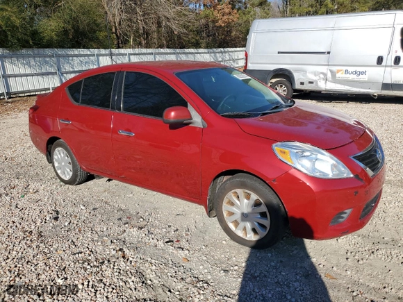 2014 Nissan Versa S with VIN 3N1CN7AP3EL807936, listed as a Copart auction lot 86202914 with 195,237 mi miles and Clean Title. Bid and sale history available at carsss.com. Image 4.