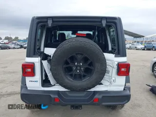 2024 Jeep Wrangler Willys z VIN 1C4RJXN66RW146102, wystawiony jako IAAI lot #41735965 z przebiegiem 12 092 mil mil oraz . Historia ofert i sprzedaży dostępna na DreamBid. Obrazek 16.