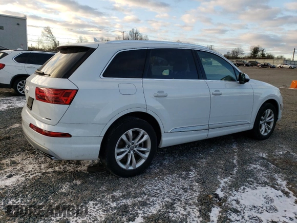 2019 Audi Q7 Premium z VIN WA1AHAF71KD031268, wystawiony jako Copart lot #87387164 z przebiegiem 22 853 mil mil oraz Szkoda całkowita • Salvage title. Historia ofert i sprzedaży dostępna na DreamBid. Obrazek 3.