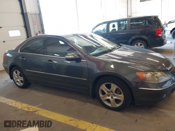 2006 Acura RL with VIN JH4KB165X6C006146, listed as a IAAI auction lot 41734990 with 172,362 mi miles and . Bid and sale history available at DreamBid. Image 14.