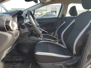 2022 Nissan Versa SV z VIN 3N1CN8EV6NL839813, wystawiony jako Copart lot #53613945 z przebiegiem 16 192 mil mil oraz Szkody całkowita. Historia ofert i sprzedaży dostępna na DreamBid. Obrazek 7.