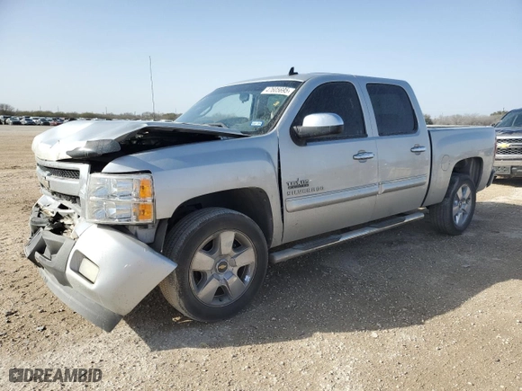 2010 Chevrolet Silverado 1500 LT with VIN 3GCRCSE08AG232099, listed as a Copart auction lot 47605695 with 209,796 mi miles and Salvage Title. Bid and sale history available at carsss.com. Image 1.