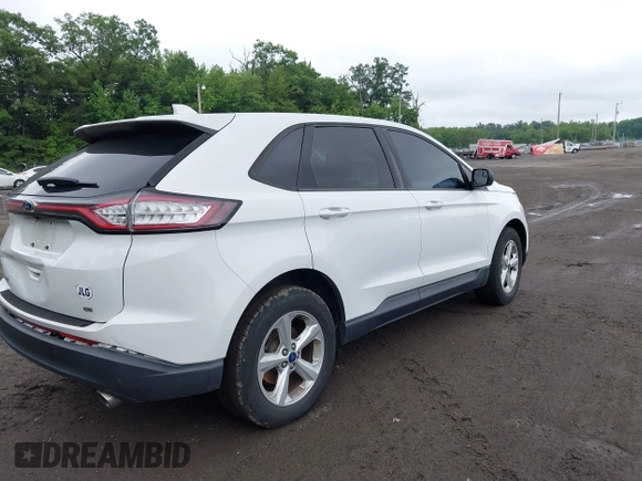 2015 Ford Edge SE z VIN 2FMTK4G87FBC18076, wystawiony jako IAAI lot #42536718 z przebiegiem 180 790 mil mil oraz . Historia ofert i sprzedaży dostępna na DreamBid. Obrazek 4.