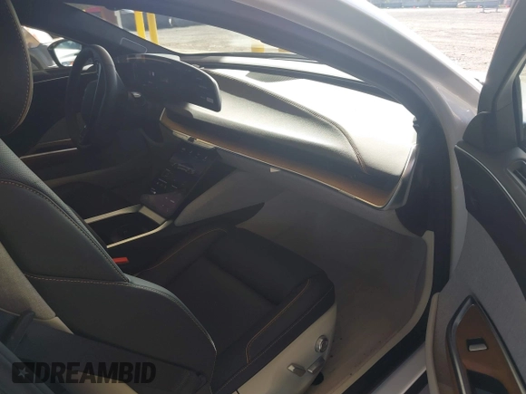 2024 Lucid Air Pure with VIN 50EA1PGA1RA007535, listed as a IAAI auction lot 41879547 with 2,497 mi miles. Bid and sale history available at carsss.com. Image 5.