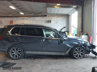 2021 BMW X7 xDrive40i with VIN 5UXCW2C09M9E94039, listed as a IAAI auction lot 41473138 with 1 mi miles. Bid and sale history available at carsss.com. Image 13.