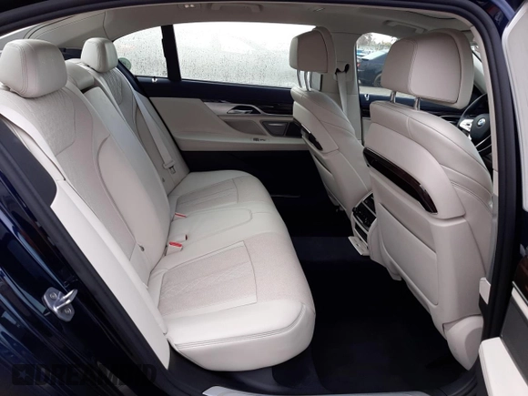 2016 BMW 7 Series 750i xDrive with VIN WBA7F2C5XGG419116, listed as a Copart auction lot 74141363 with 22,218 mi miles. Bid and sale history available at carsss.com. Image 10.