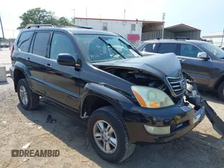 2007 Lexus GX 470 with VIN JTJBT20X170142258, listed as a IAAI auction lot 42011286 with 146,166 mi miles. Bid and sale history available at carsss.com. Image 1.