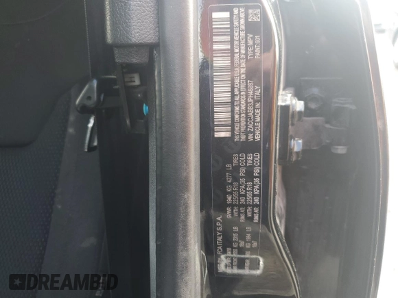 2018 Jeep Renegade Altitude z VIN ZACCJABB3JPH46887, wystawiony jako Copart lot #54758055 z przebiegiem 199 963 mil mil oraz Szkoda całkowita • Salvage title. Historia ofert i sprzedaży dostępna na DreamBid. Obrazek 13.