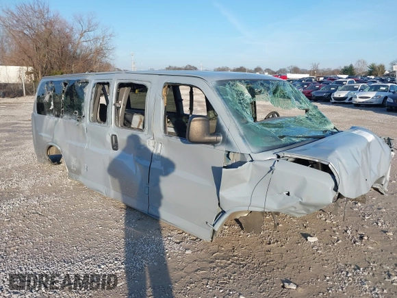 2018 Chevrolet Express Passenger LT с VIN 1GAZGPFG1J1335403, выставлен на аукционе IAAI как лот 41644967 с пробегом Не указан миль и . История ставок и продаж доступна на DreamBid. Изображение 1.