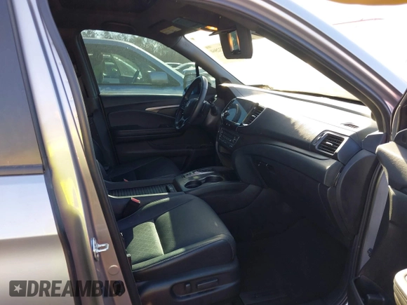 2021 Honda Passport EX-L with VIN 5FNYF8H54MB042677, listed as a IAAI auction lot 40732860 with 63,698 mi miles and . Bid and sale history available at DreamBid. Image 5.