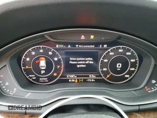 2020 Audi Q5 Prestige with VIN WA1CNAFY2L2116594, listed as a Copart auction lot 60760165 with 37,487 mi miles and Salvage title. Bid and sale history available at DreamBid. Image 9.
