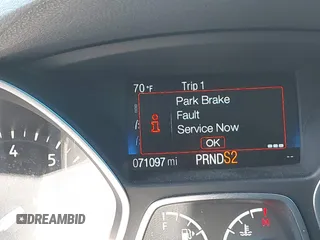 2017 Ford Escape SE with VIN 1FMCU0GD9HUE77231, listed as a IAAI auction lot 41776899 with 71,097 mi miles. Bid and sale history available at carsss.com. Image 15.