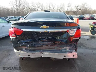 2015 Chevrolet Impala LTZ with VIN 2G1165S35F9107236, listed as a IAAI auction lot 41793533 with 207,584 mi miles. Bid and sale history available at carsss.com. Image 17.
