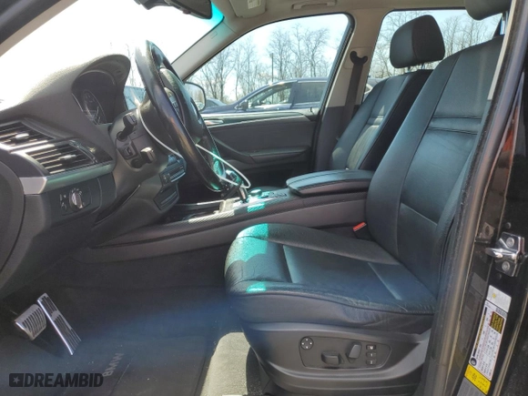 2007 BMW X5 3.0si with VIN 5UXFE435X7L018393, listed as a Copart auction lot 50488315 with 186,962 mi miles and Salvage Title. Bid and sale history available at carsss.com. Image 7.