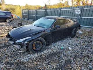 2010 Nissan GT-R Premium z VIN JN1AR5EF9AM231416, wystawiony jako Copart lot #75286684 z przebiegiem 40 634 mil mil oraz Szkody całkowita. Historia ofert i sprzedaży dostępna na DreamBid. Obrazek 1.