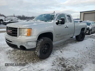 2010 GMC Sierra 1500 with VIN 1GTSKVE04AZ174322, listed as a Copart auction lot 88665495 with 149,792 mi miles and Salvage Title. Bid and sale history available at DreamBid. Image 1.