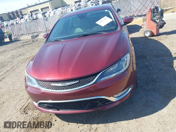 2015 Chrysler 200 C z VIN 1C3CCCEG8FN598172, wystawiony jako IAAI lot #42077144 z przebiegiem 130 717 mil mil oraz . Historia ofert i sprzedaży dostępna na DreamBid. Obrazek 12.