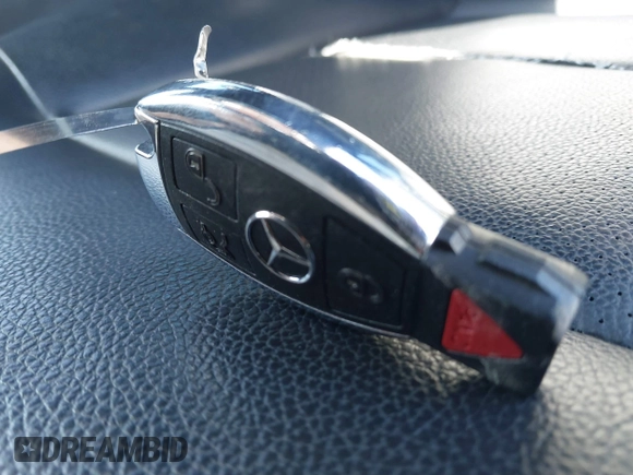 2013 Mercedes-Benz E 350 Luxury with VIN WDDHF5KB0DA712401, listed as a IAAI auction lot 41791069 with 158,609 mi miles and . Bid and sale history available at DreamBid. Image 11.
