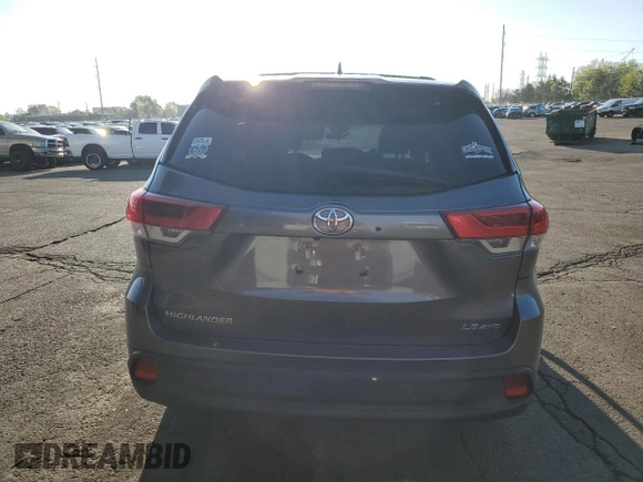 2018 Toyota Highlander LE с VIN 5TDBZRFH6JS817777, выставлен на аукционе Copart как лот 56344485 с пробегом 73 580 миль миль и Списание • Salvage title. История ставок и продаж доступна на DreamBid. Изображение 6.