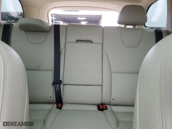 2015 Volvo XC60 T6 Platinum with VIN YV4902RMXF2721719, listed as a Copart auction lot 43857215 with 44,579 mi miles and Clean Title. Bid and sale history available at carsss.com. Image 10.