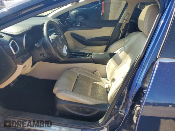 2018 Nissan Maxima Platinum z VIN 1N4AA6AP8JC370831, wystawiony jako Copart lot #52370255 z przebiegiem 123 126 mil mil oraz Szkoda całkowita • Salvage title. Historia ofert i sprzedaży dostępna na DreamBid. Obrazek 7.