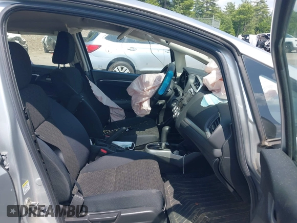 2016 Honda Fit LX z VIN JHMGK5H57GX013219, wystawiony jako IAAI lot #42445275 z przebiegiem 67 686 mil mil oraz . Historia ofert i sprzedaży dostępna na DreamBid. Obrazek 5.