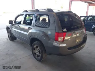 2004 Mitsubishi Endeavor XLS with VIN 4A4MM31S84E003785, listed as a IAAI auction lot 41870074 with 307,610 mi miles. Bid and sale history available at carsss.com. Image 3.