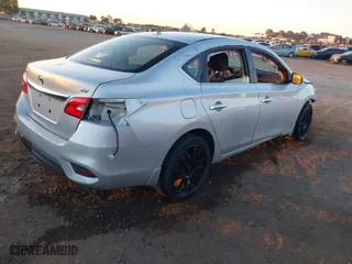 2016 Nissan Sentra SR with VIN 3N1AB7AP0GL657531, listed as a IAAI auction lot 41293684 with 128,939 mi miles. Bid and sale history available at carsss.com. Image 4.