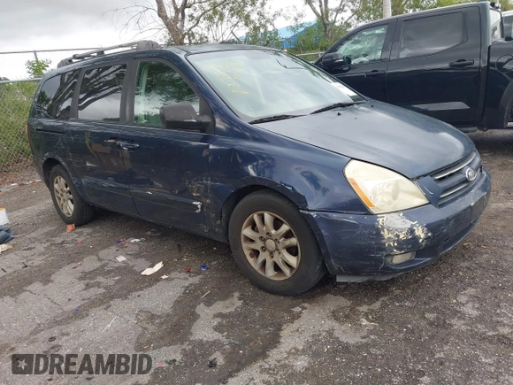 2006 Kia Sedona LX with VIN KNDMB233266102922, listed as a IAAI auction lot 41992959 with 283,531 mi miles. Bid and sale history available at carsss.com. Image 1.
