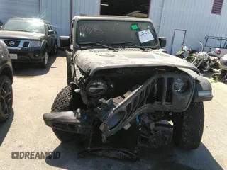 2022 Jeep Wrangler Unlimited Rubicon with VIN 1C4JJXR60NW182756, listed as a IAAI auction lot 36927414 with Not provided miles and . Bid and sale history available at DreamBid. Image 12.