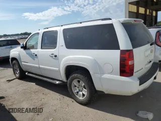 2008 Chevrolet Suburban LT w/3LT with VIN 3GNFK16308G186374, listed as a Copart auction lot 66781034 with 268,063 mi miles and Salvage Title. Bid and sale history available at carsss.com. Image 2.