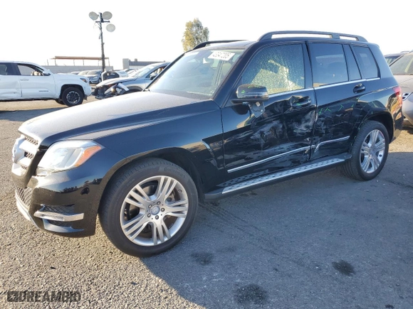 2015 Mercedes-Benz GLK-Class GLK 250 BlueTEC with VIN WDCGG0EBXFG388370, listed as a Copart auction lot 43347205 with 39,952 mi miles and Salvage Title. Bid and sale history available at carsss.com. Image 1.