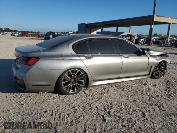 2021 BMW 7 Series 740i z VIN WBA7T2C08MCG07068, wystawiony jako Copart lot #83335054 z przebiegiem Nie podano mil oraz Czysty tytuł • Clean title. Historia ofert i sprzedaży dostępna na DreamBid. Obrazek 3.