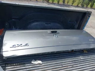 2005 Dodge 1500 SLT with VIN 1D7HU18D85J559064, listed as a IAAI auction lot 42021156 with 265,666 mi miles. Bid and sale history available at carsss.com. Image 12.