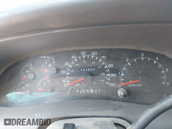 2000 Ford Excursion XLT with VIN 1FMNU41S3YEA00991, listed as a IAAI auction lot 42389475 with 233,665 mi miles and . Bid and sale history available at DreamBid. Image 7.