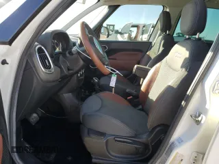 2014 FIAT 500L Trekking with VIN ZFBCFADH7EZ015974, listed as a Copart auction lot 87020184 with 109,058 mi miles and Clean Title. Bid and sale history available at DreamBid. Image 7.