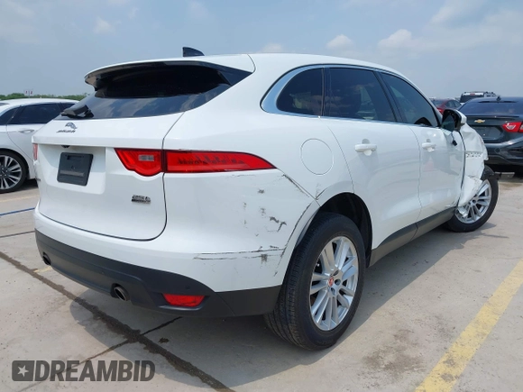 2020 Jaguar F-Pace 25t Prestige z VIN SADCK2FXXLA622776, wystawiony jako IAAI lot #42149737 z przebiegiem 42 269 mil mil oraz . Historia ofert i sprzedaży dostępna na DreamBid. Obrazek 4.