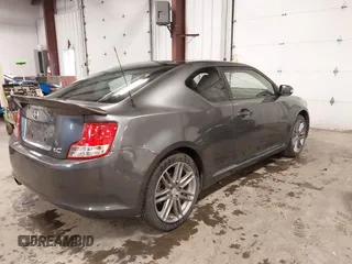 2011 Scion tC z VIN JTKJF5C75B3011546, wystawiony jako IAAI lot #42314036 z przebiegiem 266 448 mil mil oraz . Historia ofert i sprzedaży dostępna na DreamBid. Obrazek 4.