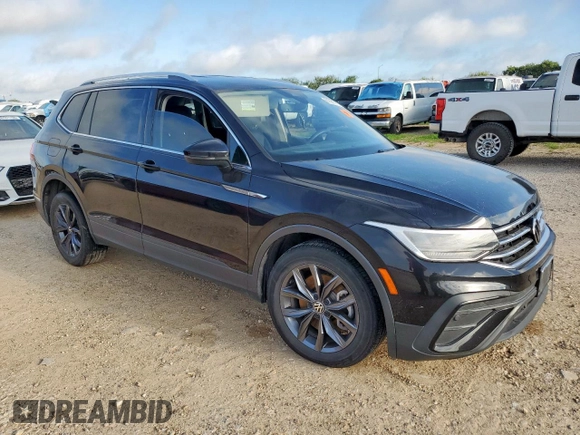 2022 Volkswagen Tiguan SE z VIN 3VV3B7AX3NM114527, wystawiony jako Copart lot #61301715 z przebiegiem 60 534 mil mil oraz Szkoda całkowita • Salvage title. Historia ofert i sprzedaży dostępna na DreamBid. Obrazek 4.