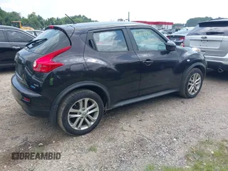2014 Nissan Juke SL with VIN JN8AF5MVXET480810, listed as a IAAI auction lot 42814599 with 83,875 mi miles and . Bid and sale history available at DreamBid. Image 4.