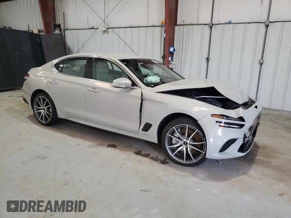 2025 Genesis G70 2.5T with VIN KMTG34SC2SU151147, listed as a Copart auction lot 59408125 with 11,273 mi miles and Clean title. Bid and sale history available at DreamBid. Image 4.