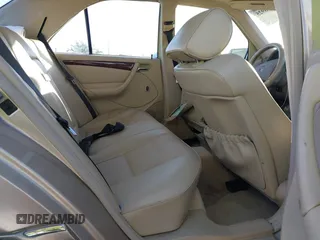 2000 Mercedes-Benz C 230 Kompressor with VIN WDBHA24G9YA856825, listed as a IAAI auction lot 41418925 with 99,616 mi miles and . Bid and sale history available at carsss.com. Image 8.