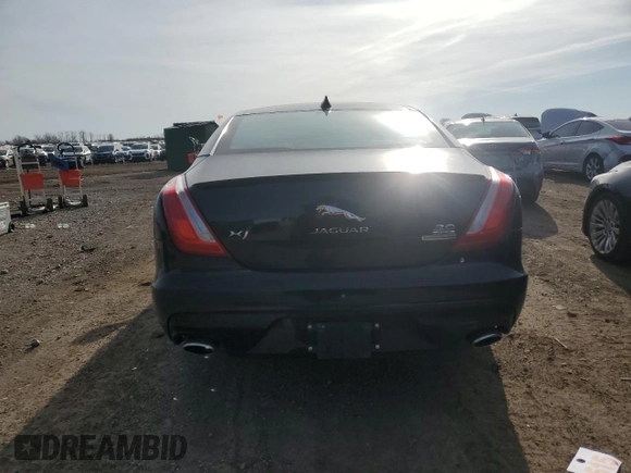 2016 Jaguar XJ R-Sport с VIN SAJWJ1CDXG8W03448, выставлен на аукционе Copart как лот 48188865 с пробегом 65 356 миль миль и Списание • Salvage title. История ставок и продаж доступна на DreamBid. Изображение 6.